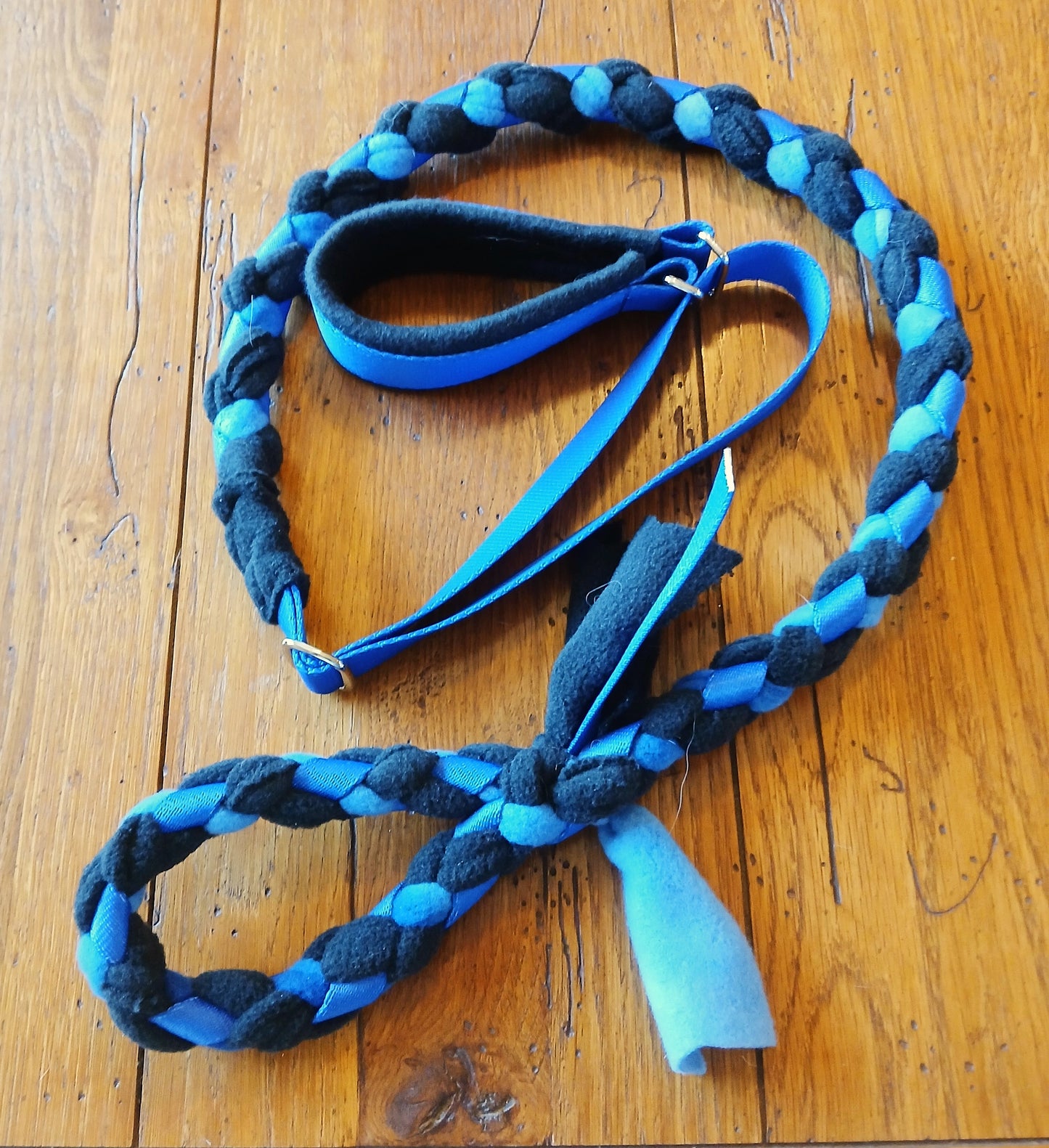 Braided Martingale Leash