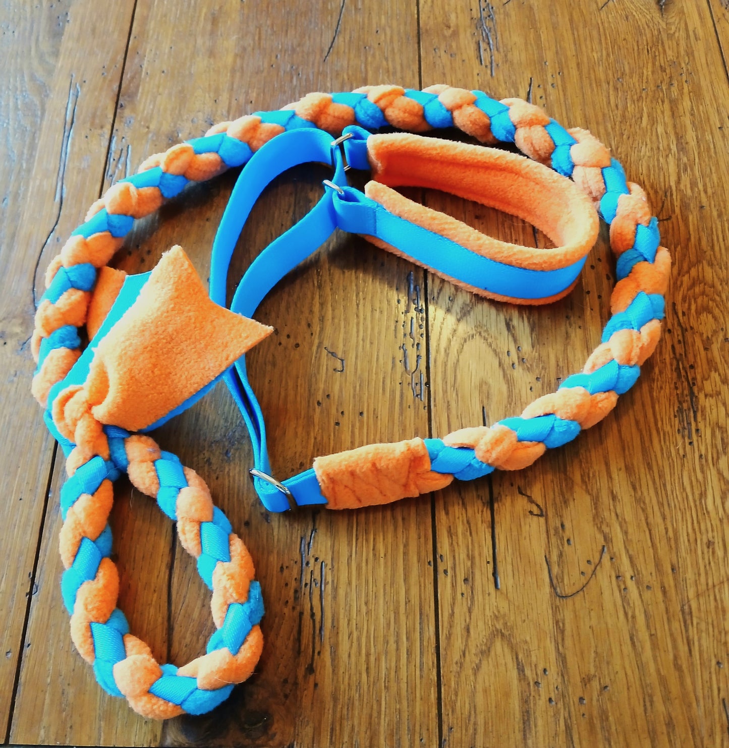 Braided Martingale Leash