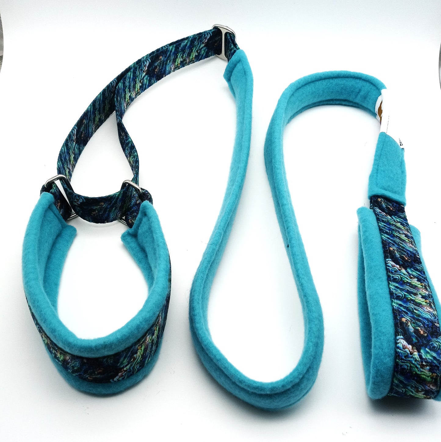 Martingale Leash